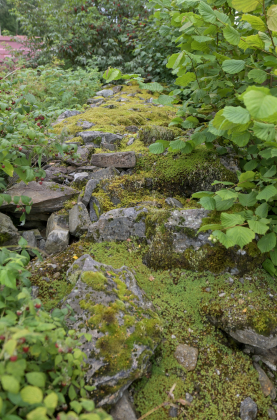 Skredhaugen, Lofthus, steingjerde