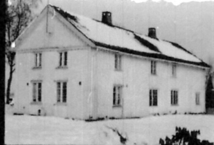 1241216 Våningshus på Sør Skjolden