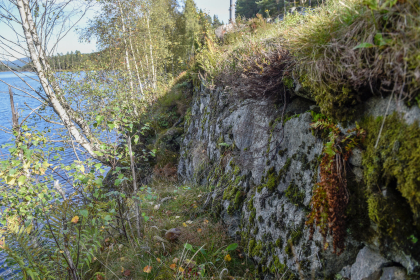 Audnedalsvegen, &Oslash;ydneskleivbergan, Audnedal, vegmur