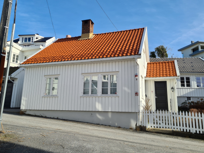 Binabbgaten 10 i Grimstad 