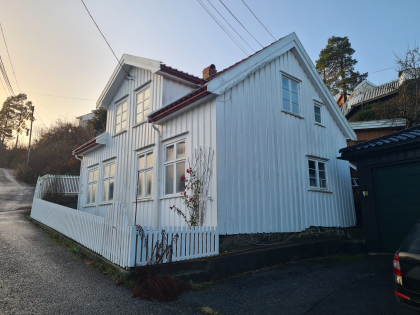 Bakkevei 9  i Tvedestrand