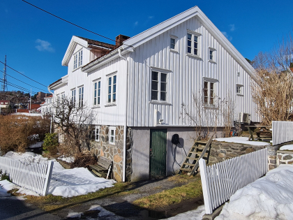 Hulveien 18 i Arendal