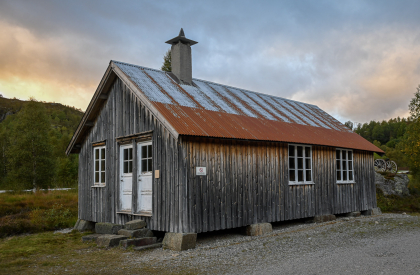 Framheim ungdomshus, Kv&aelig;ven bygdetun, Sirdal