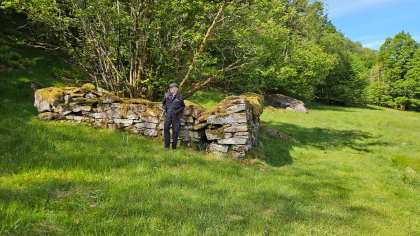 Husmur Ytre R&oslash;dne, Suldal