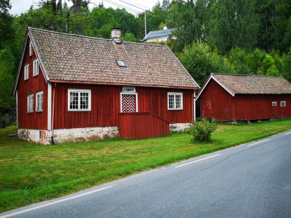 Arbeider husene til B&aring;seland verk
