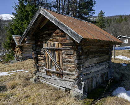 Hagabu, Byklest&oslash;ylane, mj&oslash;lkehus