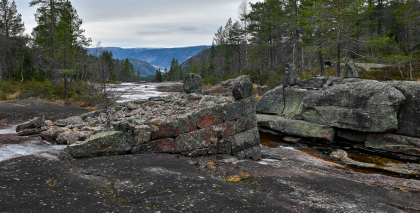 Hovassåna, Hovdestøyl, Åraksbø, brukar