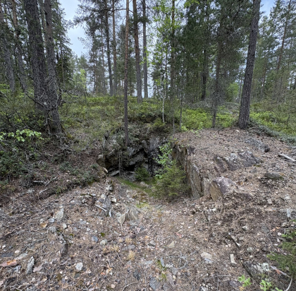 Skjerp n&aelig;r Smedbrua, Fiskum sogn