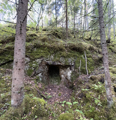 Klarefoss forekomst - P&aring;begynt stollinnhugg