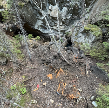 Eiker Kobberverk - Bergsgruvene - St&oslash;rre dagbrudd + dels gjenrast, vannfylt skr&aring;synk