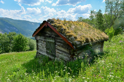Nordstog, Berg, Valle, badstoge