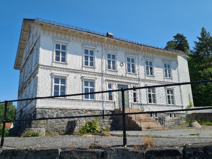 Arne Garborgs vei 11 i Tvedestrand