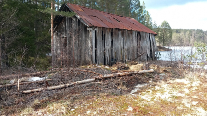 B&aring;tbu ved Mj&aring;vatn p&aring; Tveitheia.