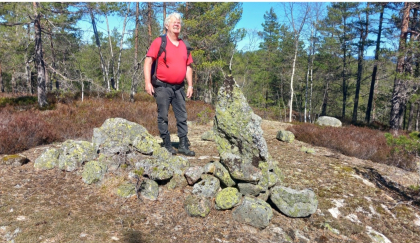 Veiviserstein/Hvileplass.