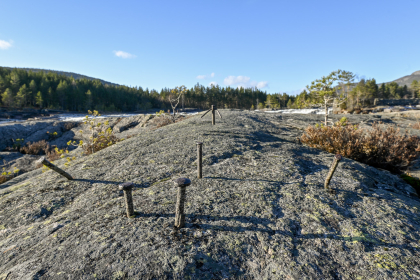 Syrtveitsfossen, Otra, Evje, jernboltar i fjell
