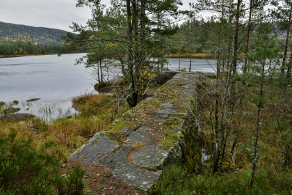 Volefoss, Otra, Hornnes, flotingsmur