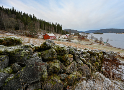 Ytstejordet, Horverak, Bygland, steingjerde